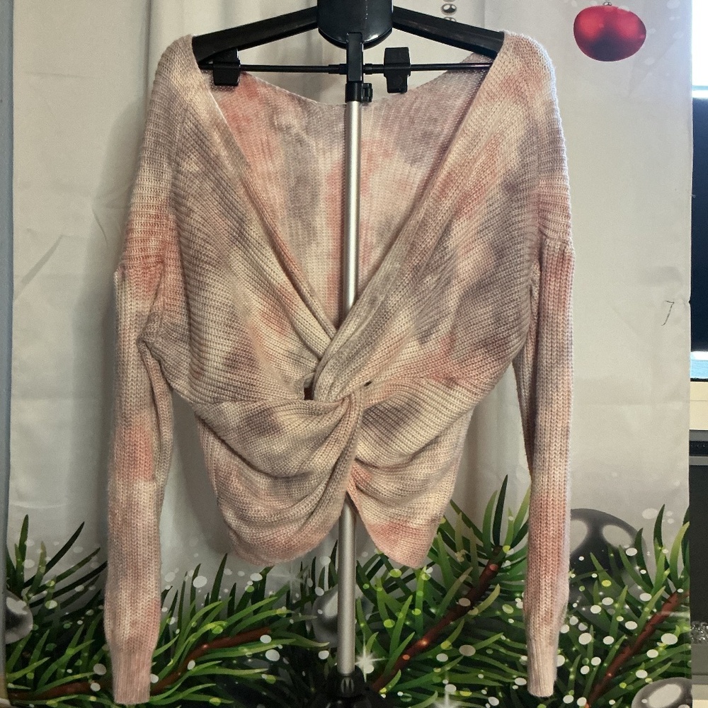 mainstrip sweater